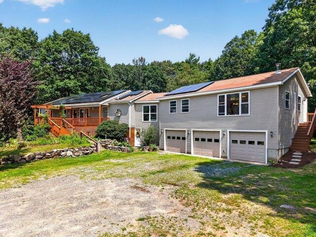 4 bedroom, Fitchburg MA 01420 105440922