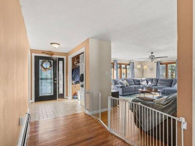 4 bedroom, Fitchburg MA 01420 105424084