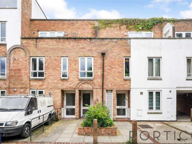 4 Bedroom Flat