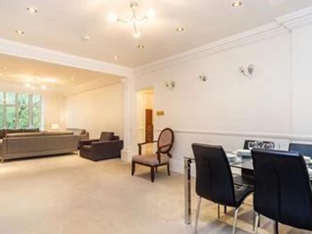 4 Bedroom Flat