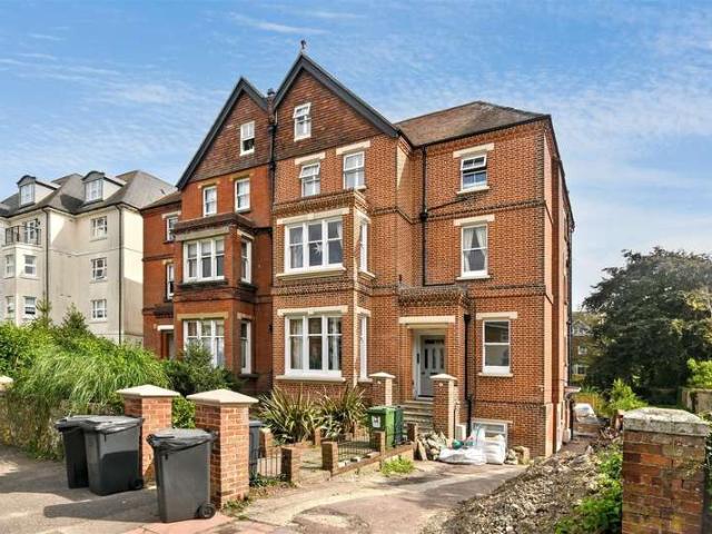 4 Bedroom Flat