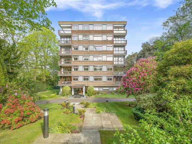4 Bedroom Flat