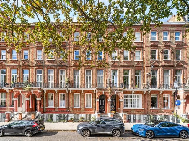 4 bedroom flat