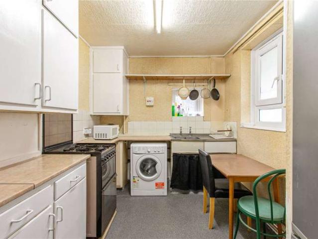 4 Bedroom Flat