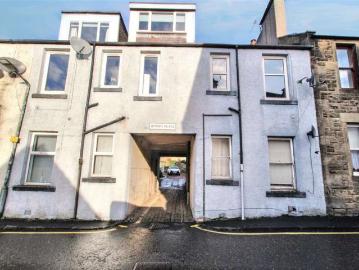 4 Bedroom Flat