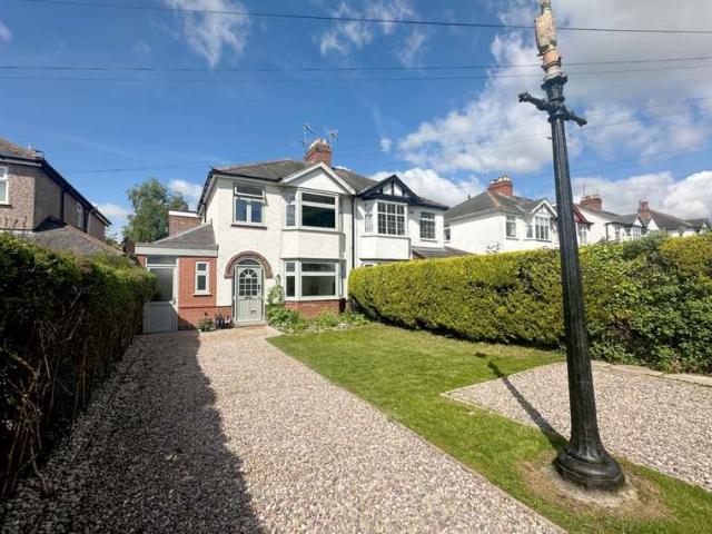 4 Bedroom Flat