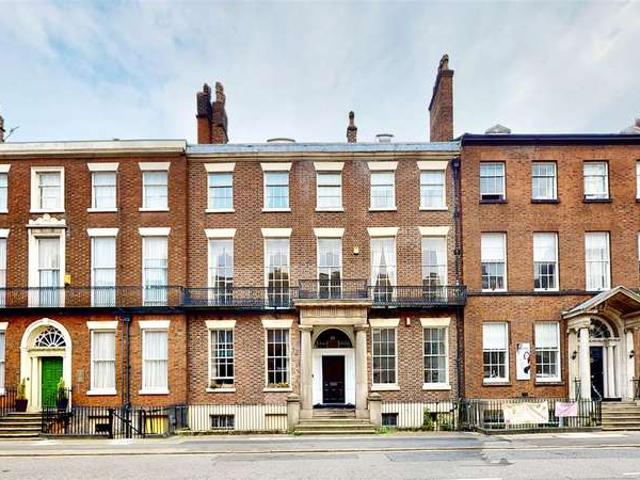 4 Bedroom Flat