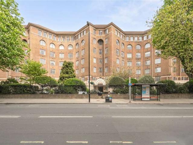 4 Bedroom Flat