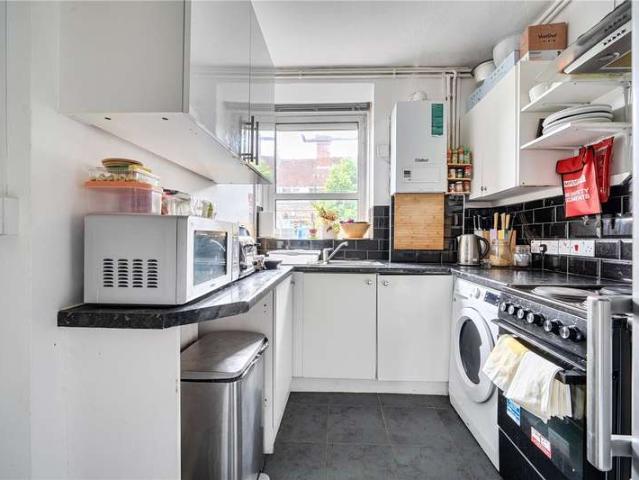 4 Bedroom Flat