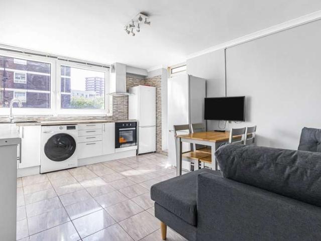 4 Bedroom Flat