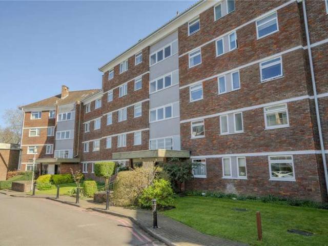 4 Bedroom Flat