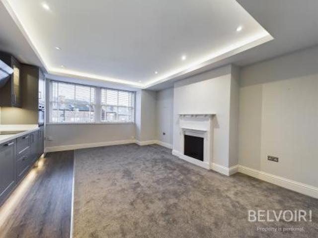 4 bedroom Flat To Let