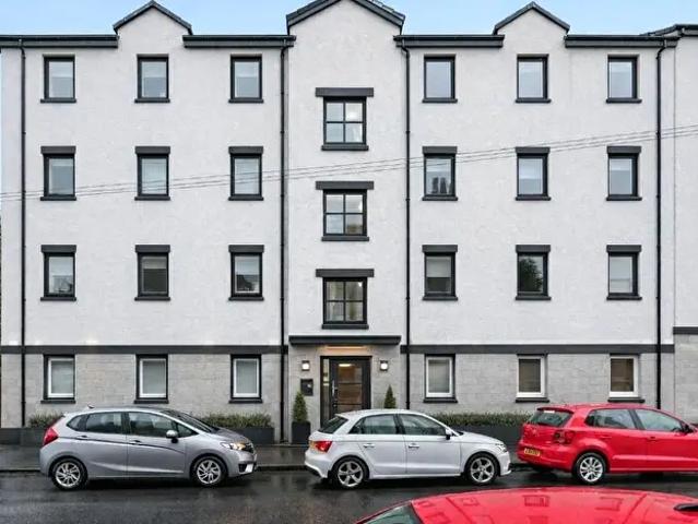4 Bedroom Flat To Rent In Midpoint Apartments, Stirling Town, Stirling, FK8