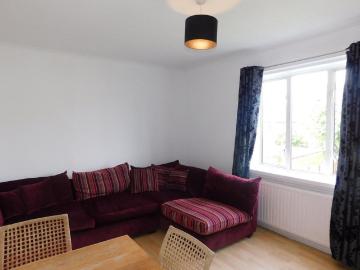 4 bedroom flat to rent