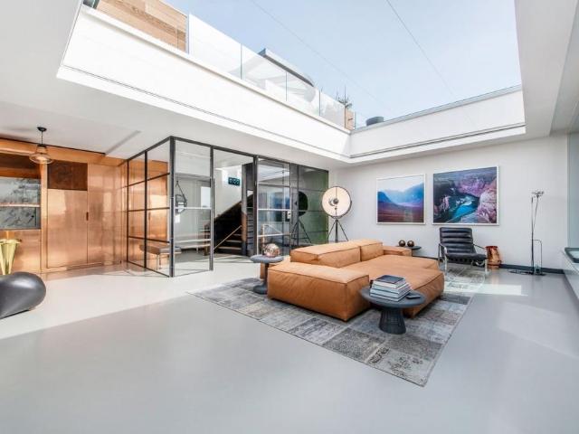 4 bedroom flat to rent