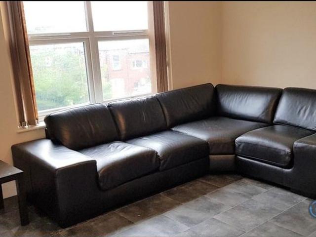 4 bedroom flat to rent
