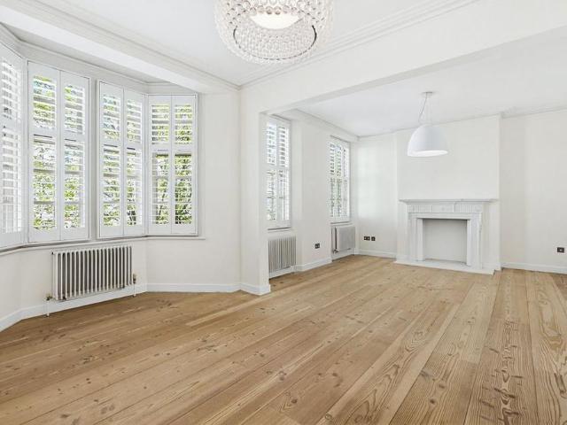 4 bedroom flat to rent