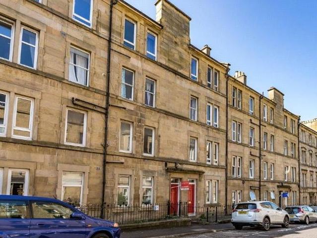 4 bedroom flat to rent