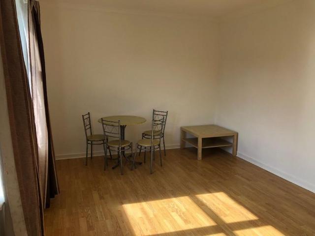 4 bedroom flat to rent