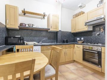 Edinburgh, Shetland - Equipped kitchen
