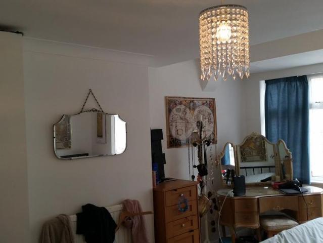 4 bedroom flat to rent
