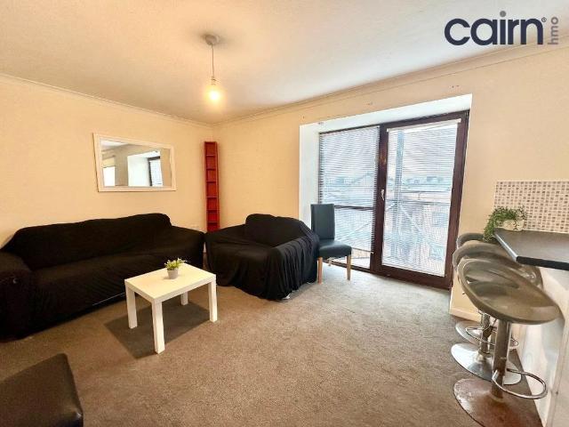 4 bedroom flat to rent