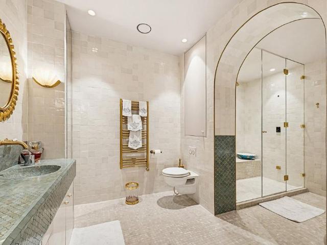 4 bedroom flat to rent