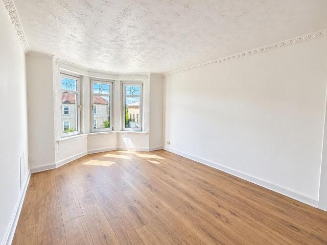 4 bedroom flat to rent