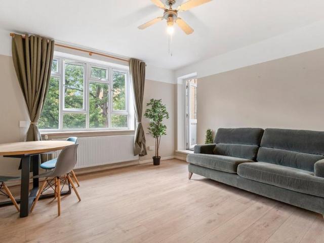 4 bedroom flat to rent