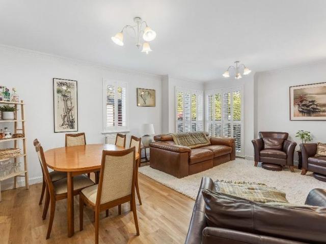 4 bedroom flat to rent