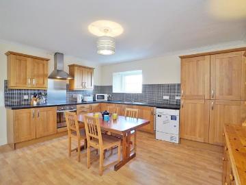 Flat to rent in Aberdeen - Equipped kitchen