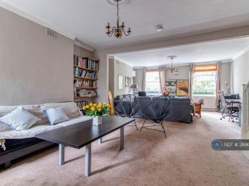 4 bedroom flat to rent