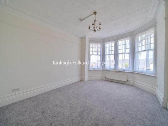 4 bedroom flat to rent