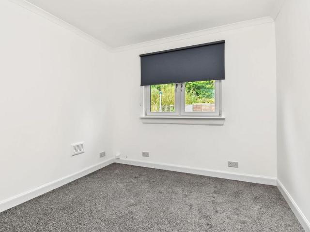 4 bedroom flat to rent