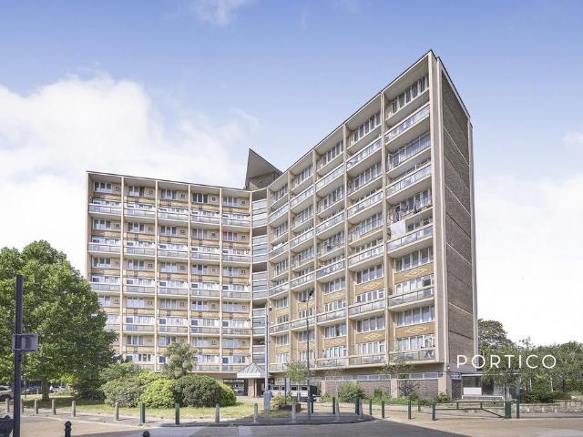 4 bedroom flat to rent