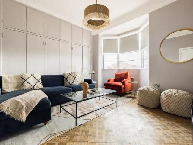 4 bedroom flat to rent