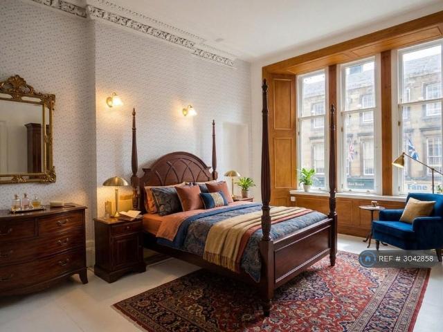 4 bedroom flat to rent