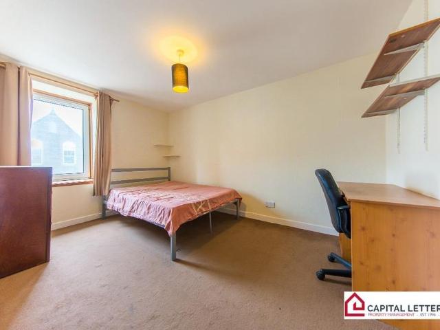 4 bedroom flat to rent