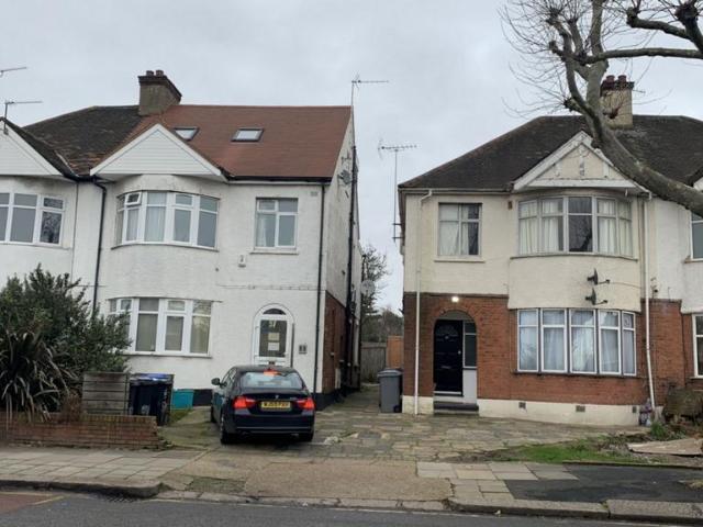 4 bedroom flat to rent