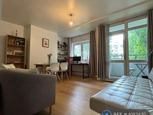 4 bedroom flat to rent