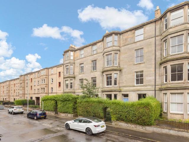4 bedroom flat to rent