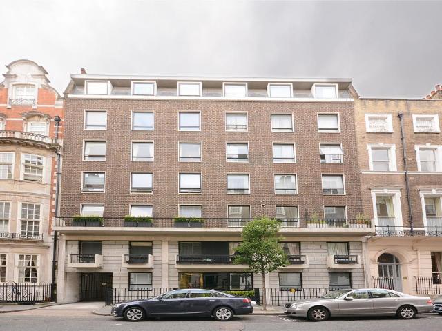 4 bedroom flat for sale
