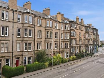 4 bedroom flat for sale