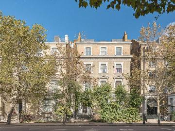 4 bedroom flat for sale