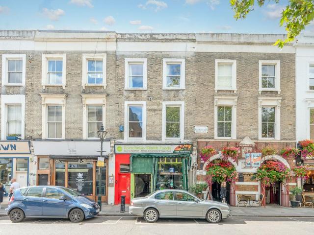4 bedroom flat for sale