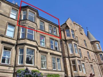 4 bedroom flat for sale