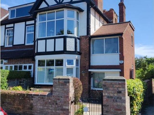 4 bedroom flat for sale