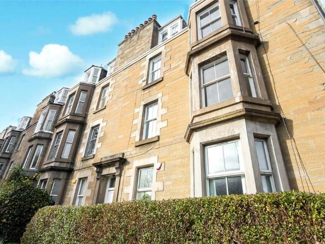 4 bedroom flat for sale