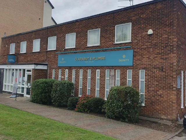 4 bedroom flat for sale
