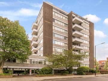 4 bedroom flat for sale